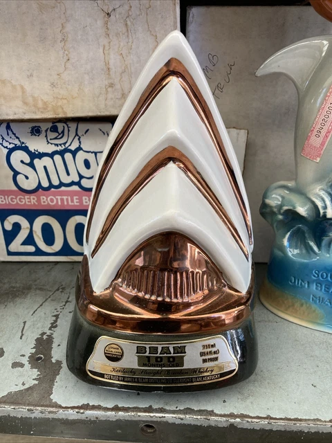 ウイスキー Jim Beam 100 music box SYDNEY OPERA RARE-1977 