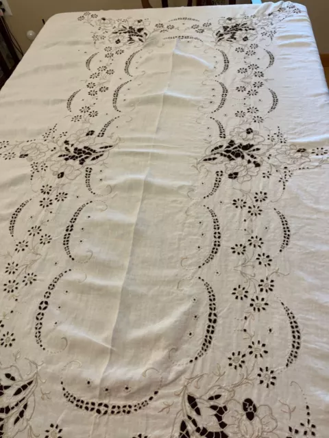 Vintage linen embroidered tablecloth 94 x 65