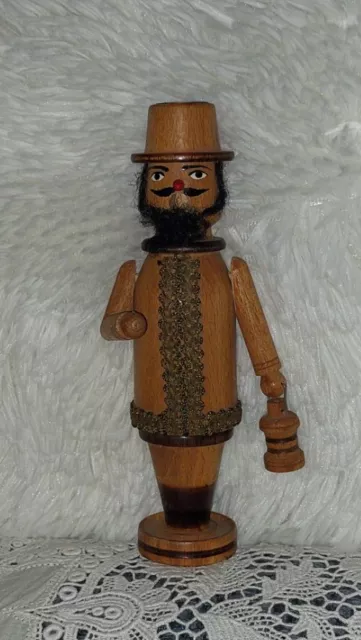 Sehr altes Räuchermännchen Nachtwächter Höhe 17,5 cm