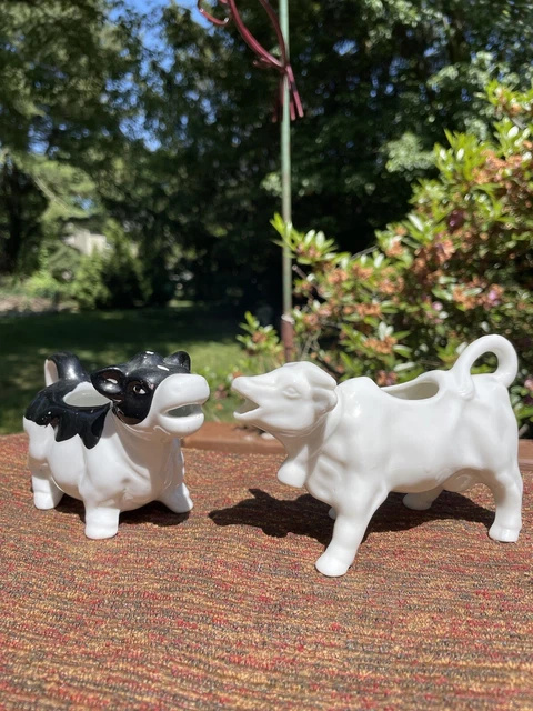 Pair Of Ceramic Cow Shaped Figural Creamer Pitcher Farmhouse Black And White