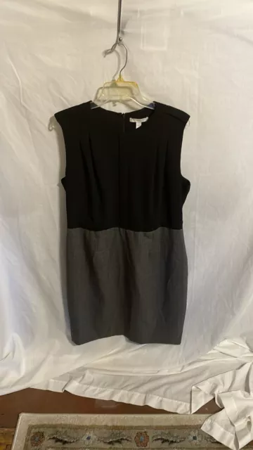 Boss Hugo Boss Dress Women’s Size Large Black Gray Sleeveless Zip Back Straight