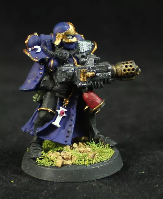 Warhammer 40K: Sisters of Battle- Battle Sister w/ Flamer (Metal) CE76