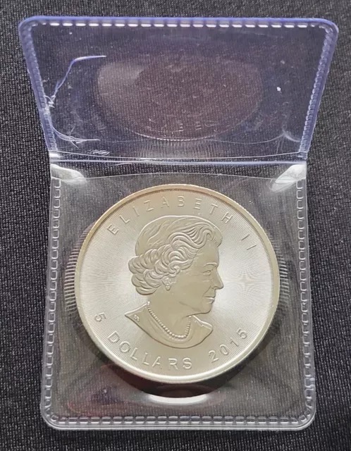 2015 moneda canadiense de 1 oz arce de plata fina de 5 dólares sin salida - Isabel II