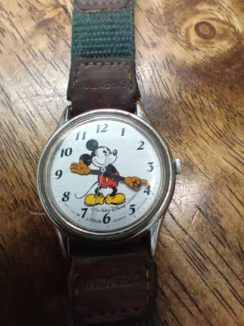 Lorus mickey hotsell mouse watch v515