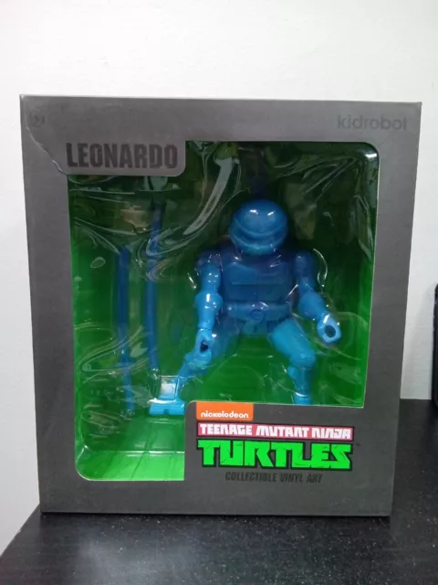 KIDROBOT TMNT Teenage Mutant Ninja Turtles Medium Art Figure Blue Leonardo