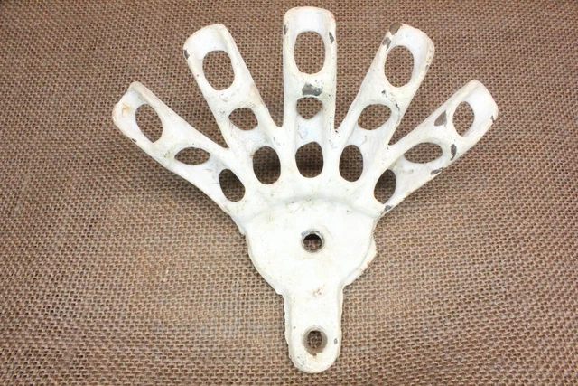 Old Flag Holder 1/2” Bracket Holds 5 Flags Wall Post Mount Rustic Paint Iron