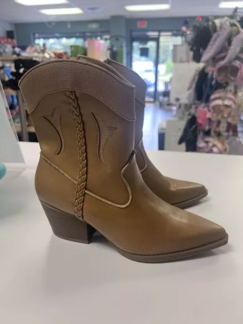 Women's Shana Cowboy Boots - Universal Thread - Cognac Brown - Size 8- NEW
