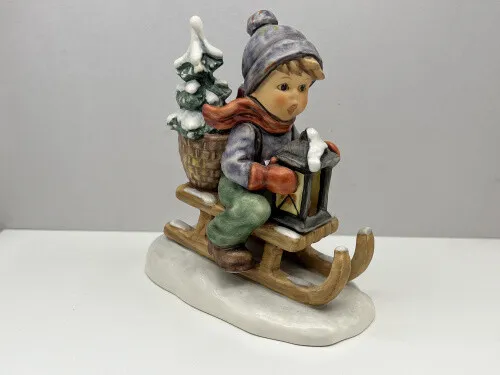 Hummel Figurine 396 / I Voyage En La Noël 15 Cm. 1 Wahl. État Top