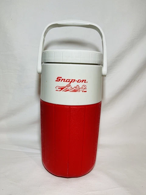 Vintage Coleman Snap-on  1/2 Gallon Water Cooler Jug 5590 Red/White Thermos