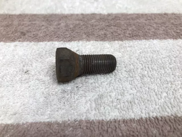 1955 55 Chrysler 300 NewYorker Windsor Original Left Hand Lug Stud Lug Nut