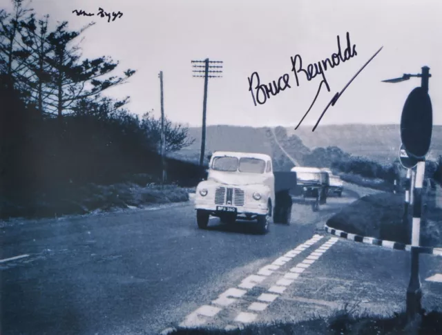 BRUCE REYNOLDS & RONNIE BIGGS - GREAT TRAIN ROBBERY Signed Photograph - preprint
