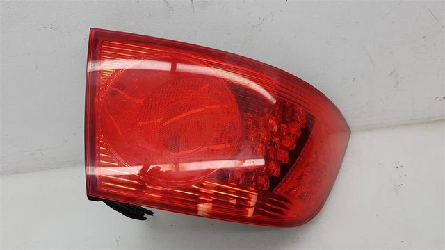 2007 Vw Volkswagen Phaeton Rear Left Passenger Side Tail Light Lamp 3D0945095B