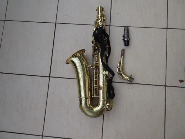 Ancien Saxophone  Marque Conn Usa Annees 70 - 80 ' 2
