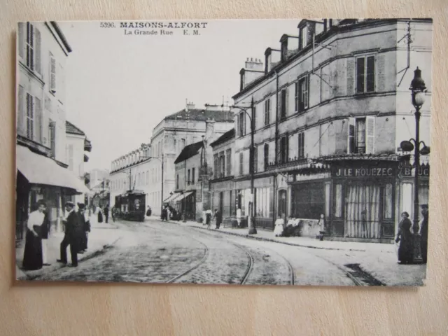 Cpa Houses Alfort (94) La Grande Rue. Animee. Tramway Commerce Le Houzec
