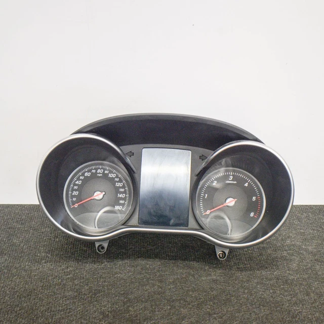 Kit D'extraction De Crochet Pour Compteur De Vitesse Mercedes 2 Pièces Pour Enlever Les Instruments Sur De Nombreux Modèles