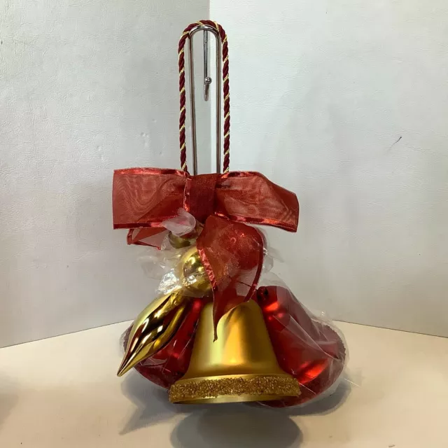 Avon Christmas Musical Majestic Bell Door Hanger Red Gold Jingle Bells NIB