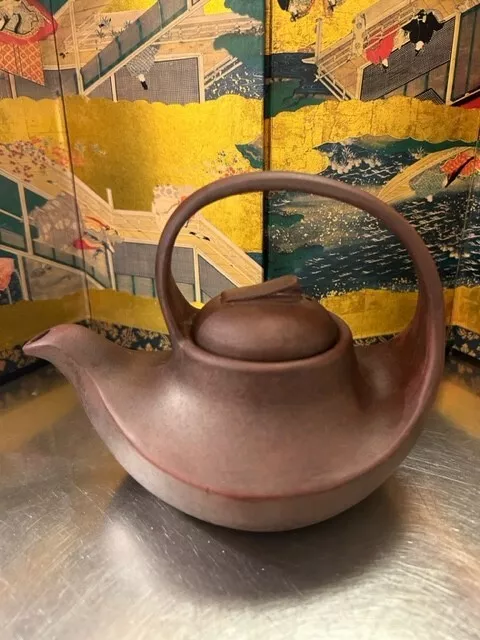 Antique Chinese Yixing Zisha Pottery Teapot Tea Pot signed