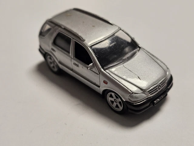 Mercedes Benz ML 350 Modellauto Von Welly - Silber, Ca. 12cm Sammlermodell