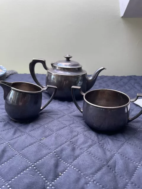 Silver Plate Elkington & Co Hallmarked Tea Pot Creamer Milk Jug Sugar Bowl Set