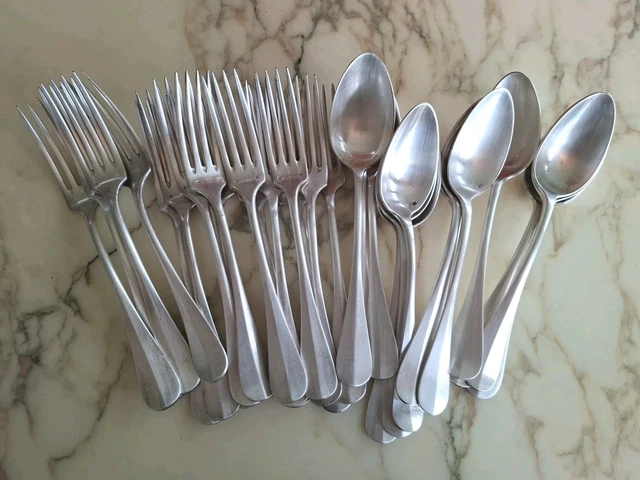 CHRISTOFLE COUVERT A VIANDE ET SALADE EN METAL Argente Modele Godrons
