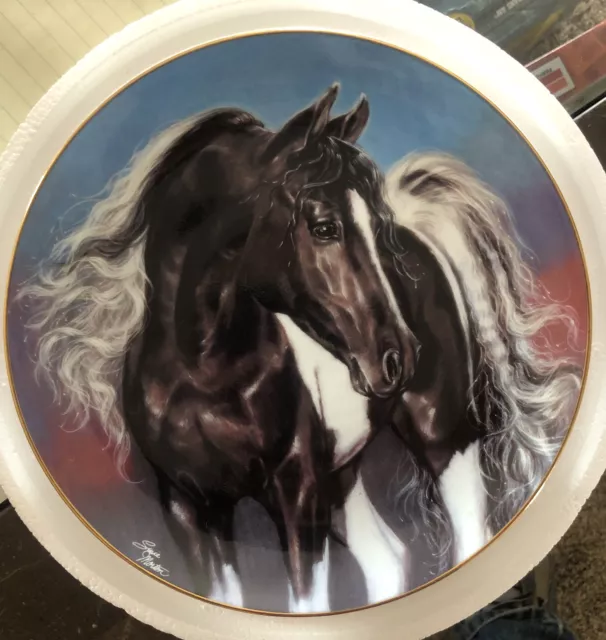 Retired Danbury Mint Arabian Horse Plate SPIRIT WIND  by Susie Morton 1993