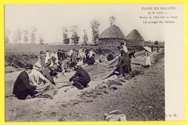 CPA Rare PARIS en BALLON Folding of Airship Pliage de l'AEROSTAT par l'Aéro Club