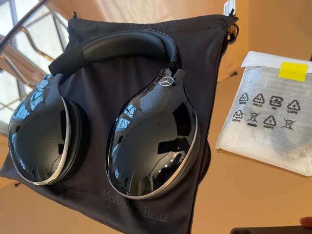 Original Mercedes Benz Bluetooth Kopfhörer schwarz 3D-Sound-Effekt Noise Cacell