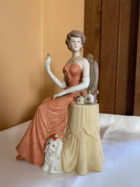 Vintage/antique Avon 2003 statue