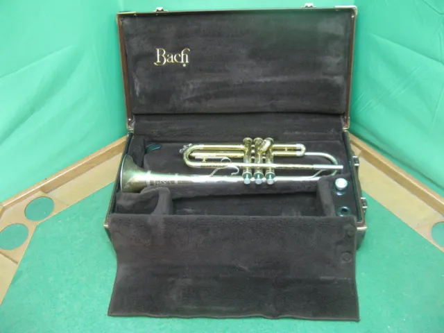 Selmer Signet Special Trumpet 1970 - Reconditioned - Case & Selmer S Mouthpiece