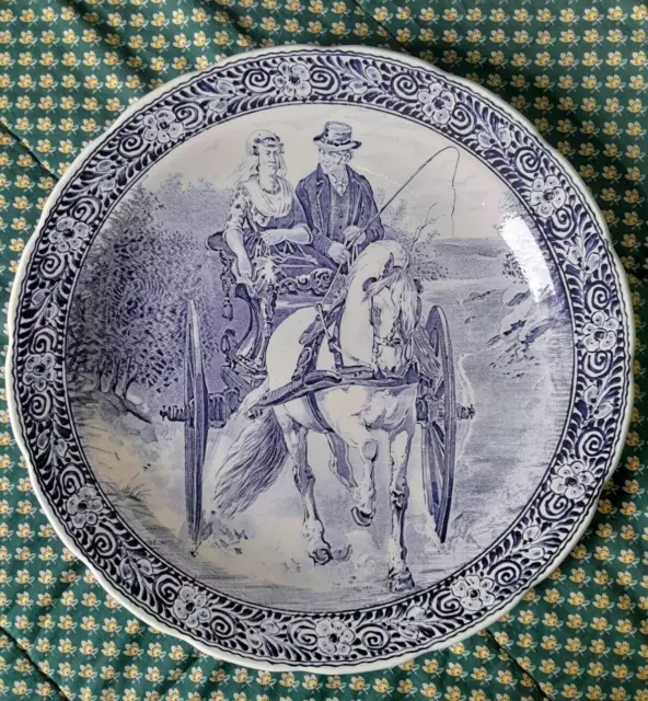 DELFTS BOCH BELGIUM COUPLE EN CALECHE PLAT ASSIETTE DECORATION MURALE 39 cm