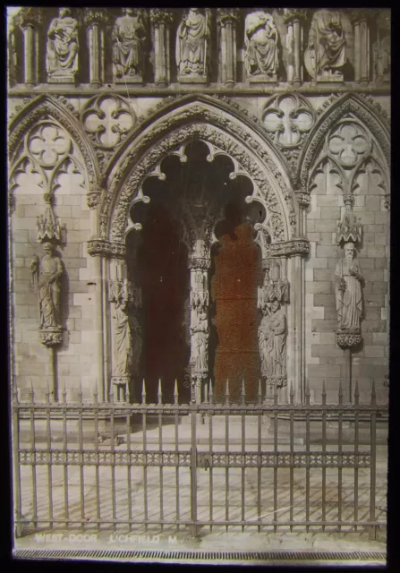 Glas magische Laterne Rutsche LICHFIELD KATHEDRAL WEST TÜR C1910 FOTO ENGLAND