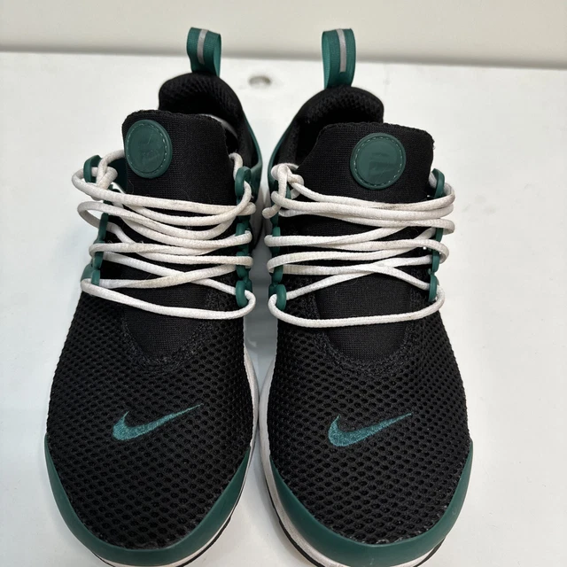 Nike air presto hotsell womens trainers palm green