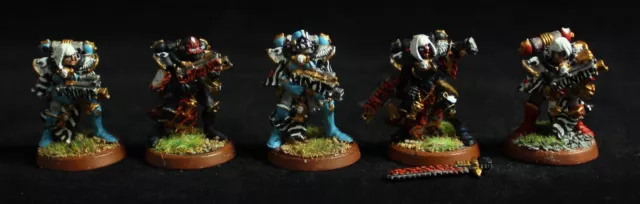 Warhammer 40K: Sisters of Battle- 5 Sisters Incl. Sister Superior (Damaged) CE19