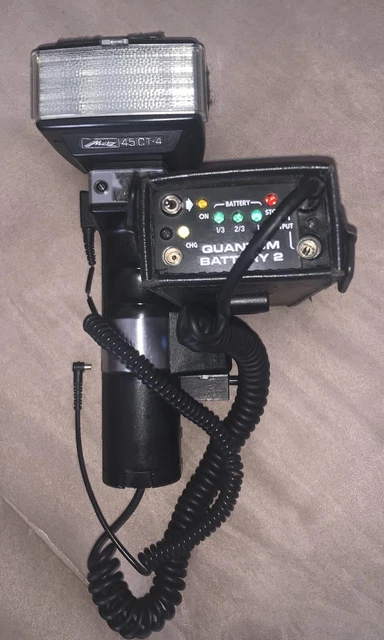 Metz 45 CT-4 with Quantum battery