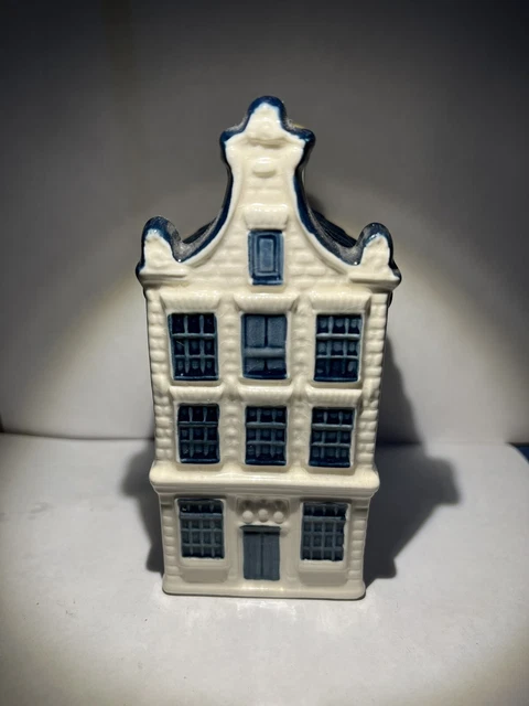 KLM Bols Blue Delft Miniature House - Number 80, 1575.