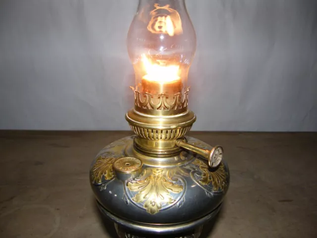 Lampe à pétrole  - Lampe Belge Lempereur et Bernard -