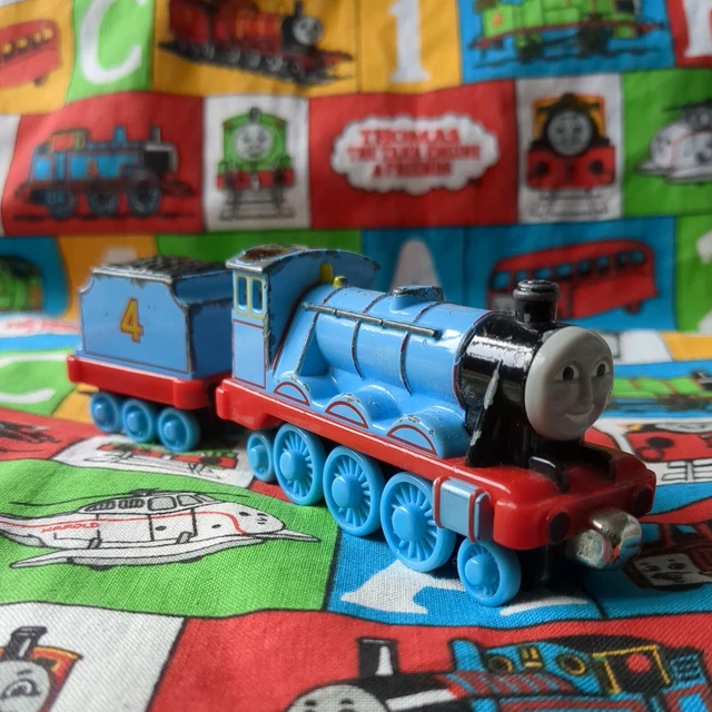 THOMAS THE TANK Engine Take N Play Gordon and Tender die cast train ...