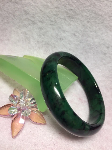 55.15mm - 100% Natural Jade Bangle - Green - Undyed, Untreated.