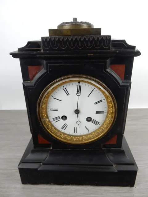 Ancienne Horloge de Cheminée en Marbre Noir - Vintage, Dorure, Chiffres Romains 2