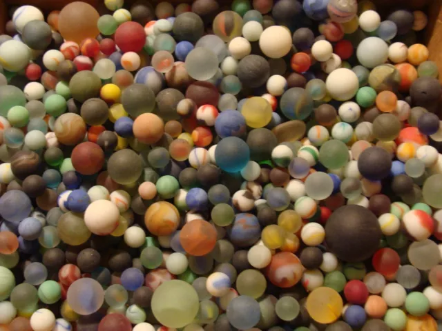 100 Vintage Glass Beach Sea Frosted Marbles Old Toys Jewels Cats Nautical Crafts 2