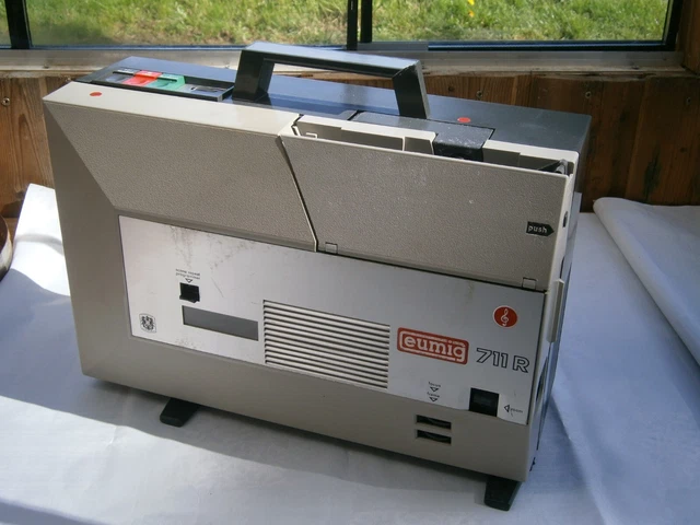 Vintage Eumig Mark 8 Projecteur home cinéma Photo Stock - Alamy