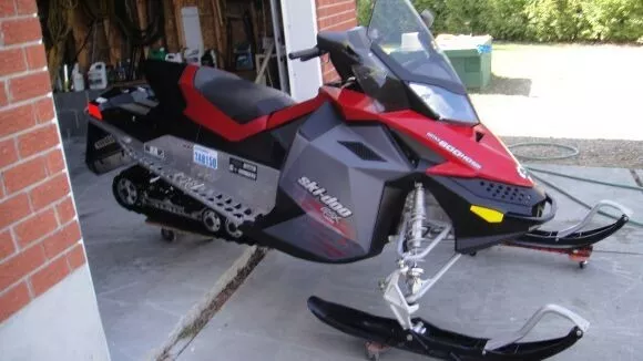 skidoo xp side panel 517303937 volcano grey