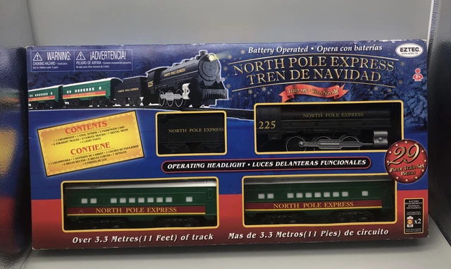 EZTEC NORTH POLE EXPRESS 29 Pieces CHRISTMAS Green Train Set Battery 
