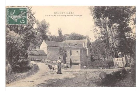 Cpa 91 Brunoy Le Moulin De Jarcy Vue De La Route