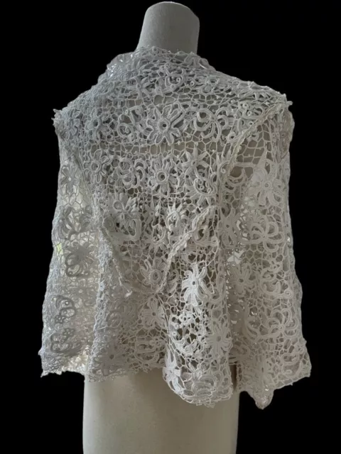 Antique Lace Clothing  - Circa 1880-1900, Irish Crochet Shawl Or Mantle