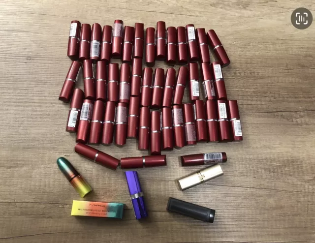 Lot revendeur  45 rouges à lèvres Gemey L’oreal Rimmel Et Mac