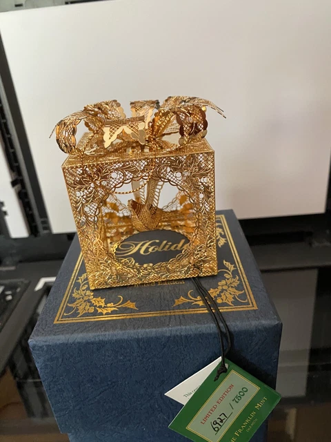 Franklin Mint 2002 Gold Bird in Box Christmas Ornament Brand NEW in Box RARE