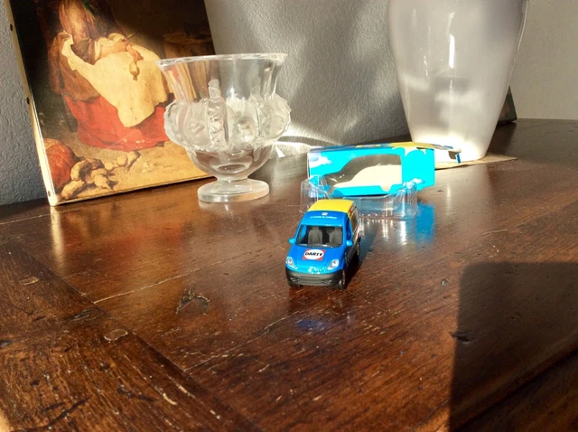 NOREV - RENAULT TOYS KANGOO 1" DARTY " pare-brise rayé, sans boîte, 1
