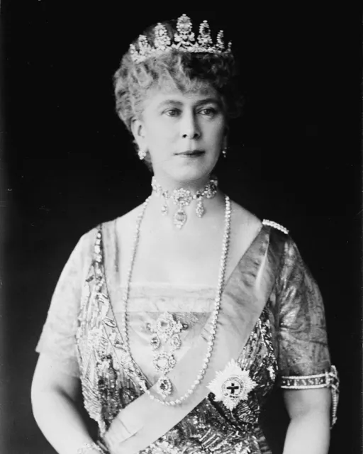 NEW 8X10 PHOTO: Mary of Teck, Queen Consort of King George V of Great ...