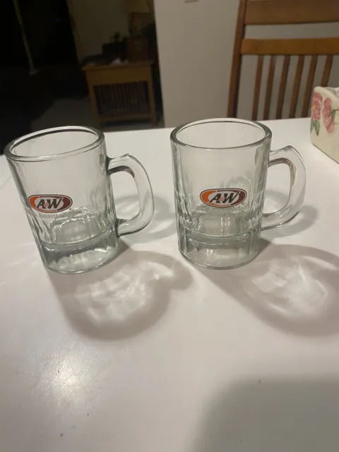 Vintage Pair Of A & W Root Beer Mini Glass Mug - very good condition 3 1/4" tall